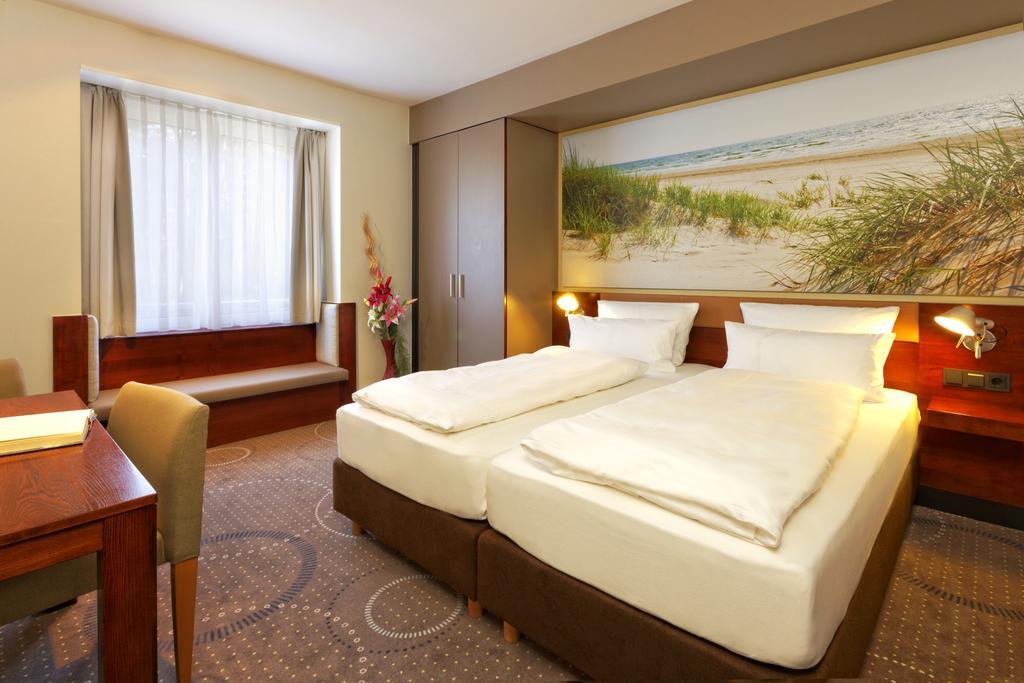 Hotel Kaliebe 特拉森海德 外观 照片
