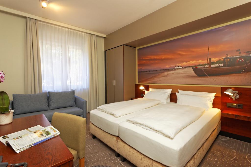 Hotel Kaliebe 特拉森海德 外观 照片